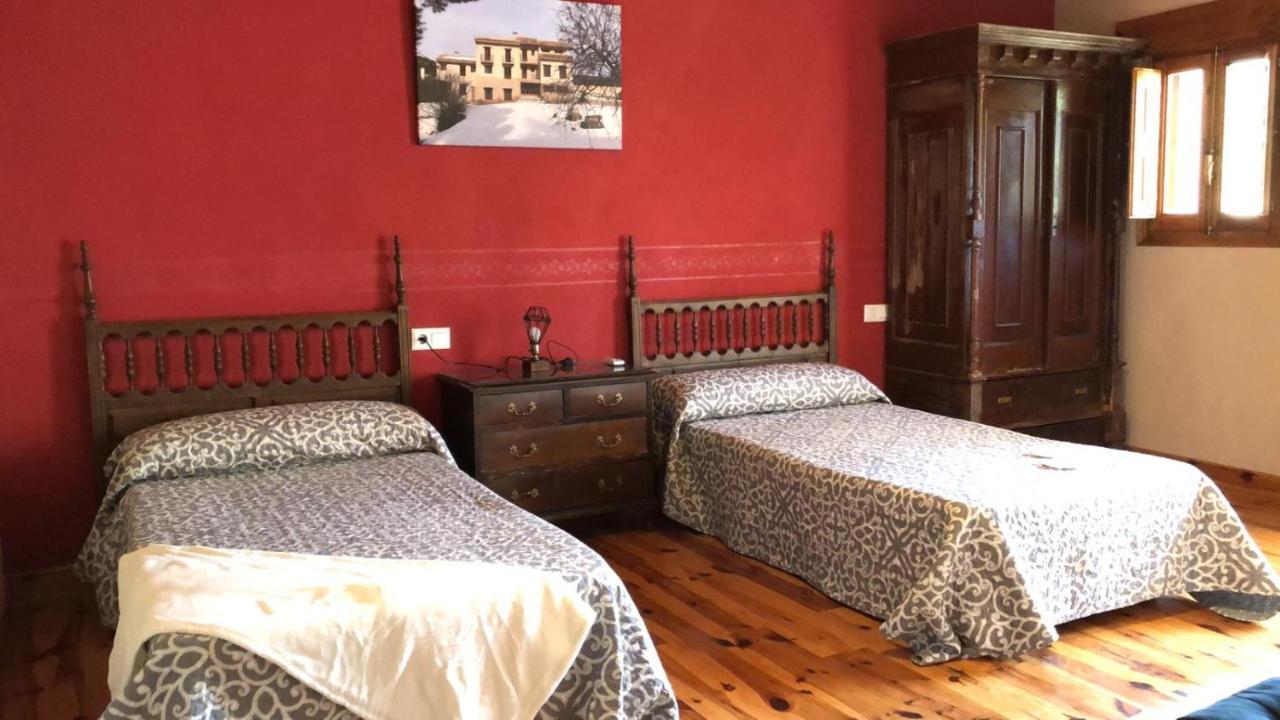 Masia Mas De La Creu Валдеробрес Екстериор снимка