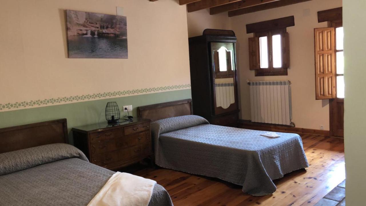 Masia Mas De La Creu Валдеробрес Екстериор снимка